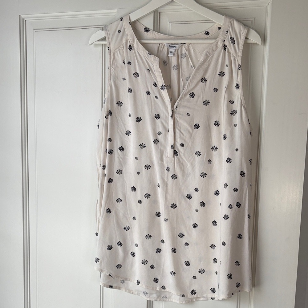 Sonoma Sleeveless Henley Blouse Large White Black Floral Print Split Neck Top